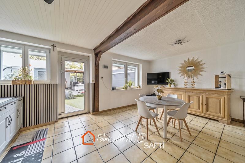 Maison - 140 m² - 6 pièces