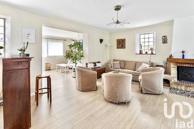 Maison - 178 m² - 9 pièces