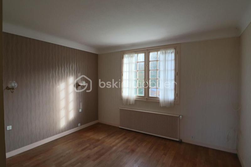 Demeure - 90 m² - 6 pièces