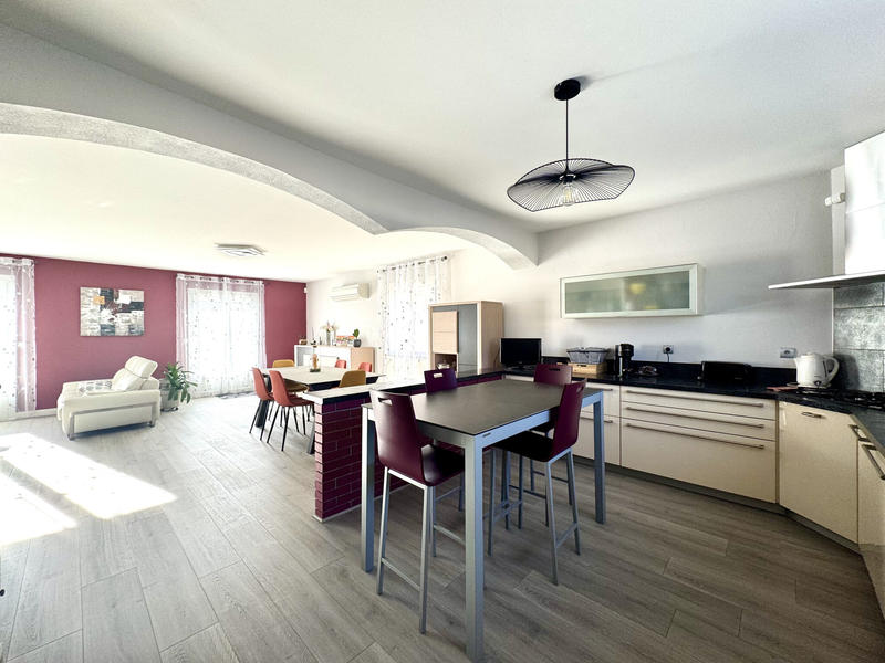 Maison - 134 m² - 5 pièces