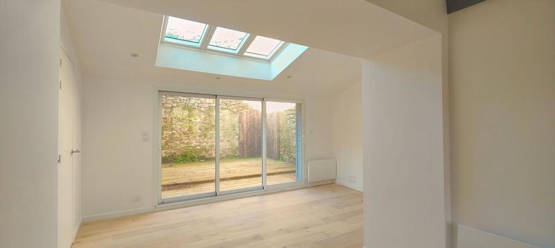 Maison en pierre - 81 m² - 4 pièces