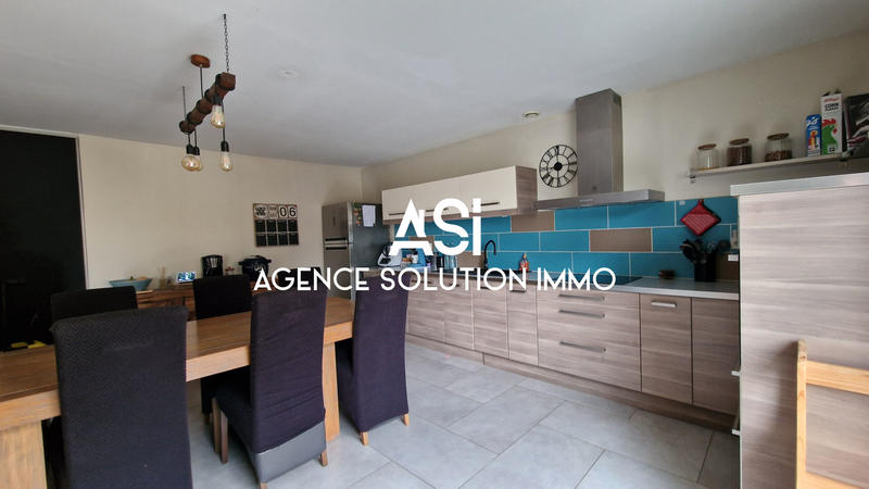 Maison - 212 m² - 6 pièces