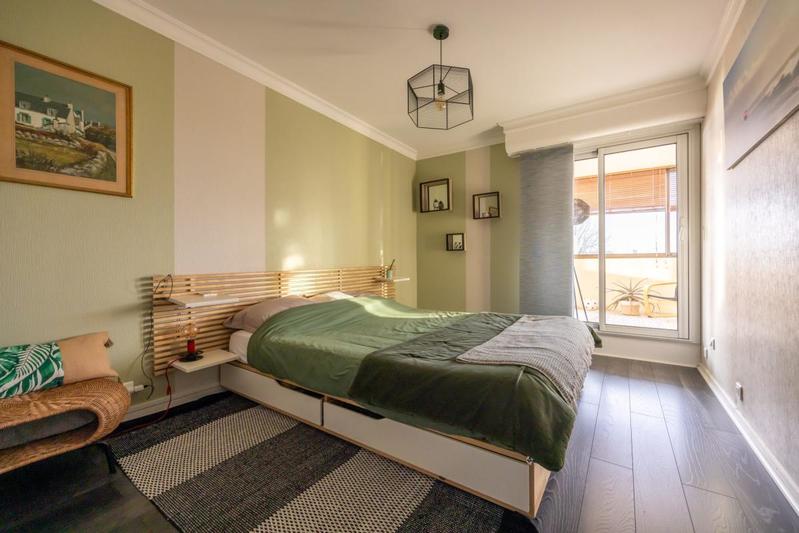 Appartement - 100 m² - 4 pièces