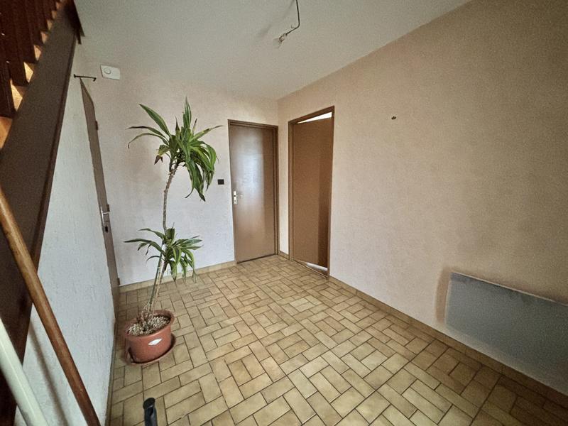 Maison - 99 m² - 5 pièces