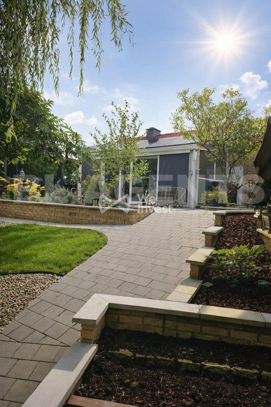 Maison - 138 m² - 6 pièces