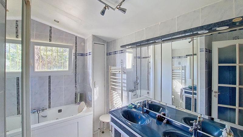 Maison - 129 m² - 4 pièces