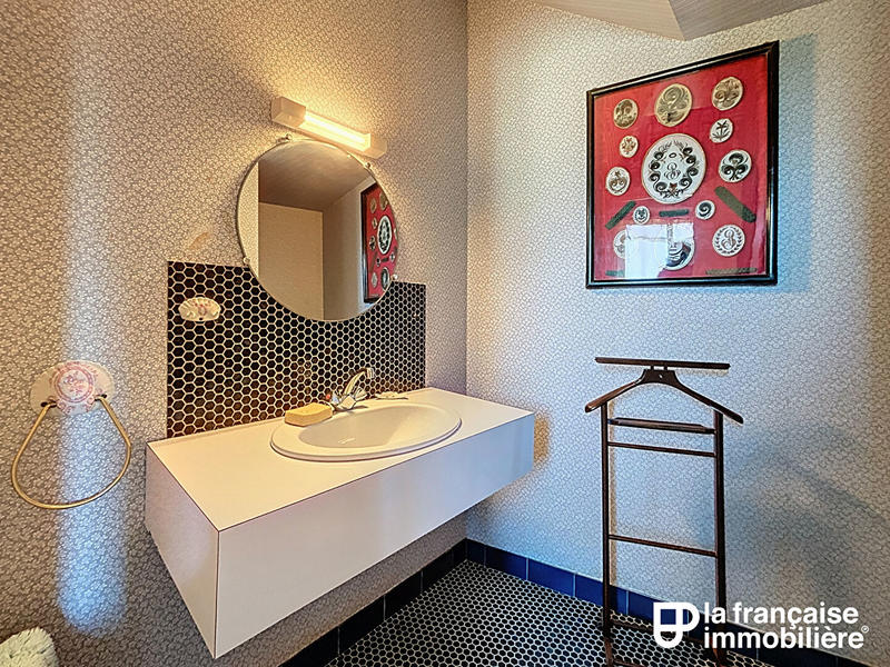 Maison - 155 m² - 8 pièces