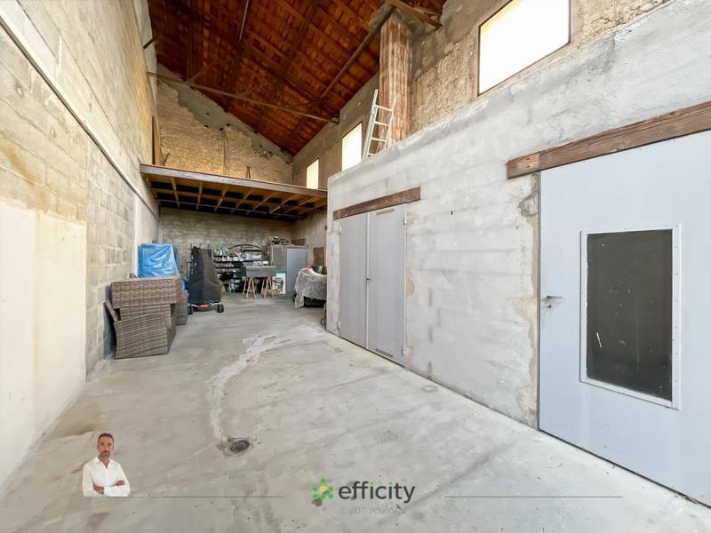 Maison - 260 m² - 9 pièces