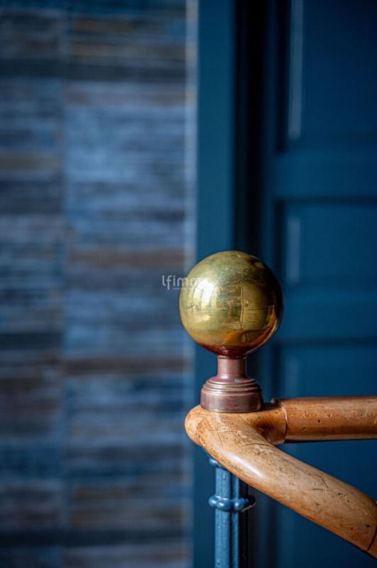 Propriété - 689 m² - 10 pièces