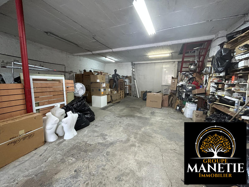 Entrepôt - 205 m²