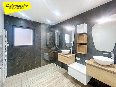 Maison - 104 m² - 4 pièces