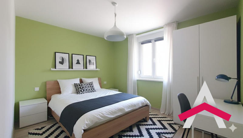 Appartement - 90 m² - 4 pièces