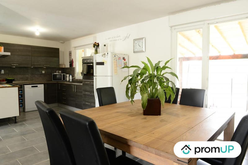 Maison contemporaine - 158 m² - 8 pièces