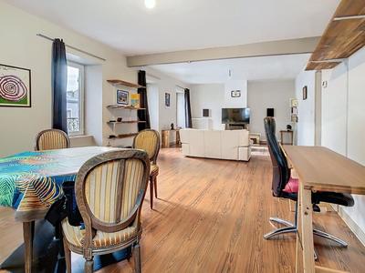 Appartement - 91 m² - 2 pièces