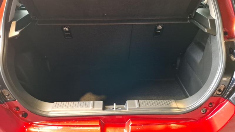 Suzuki Swift VI 1.2 Dualjet Hybrid Privilege Cvt