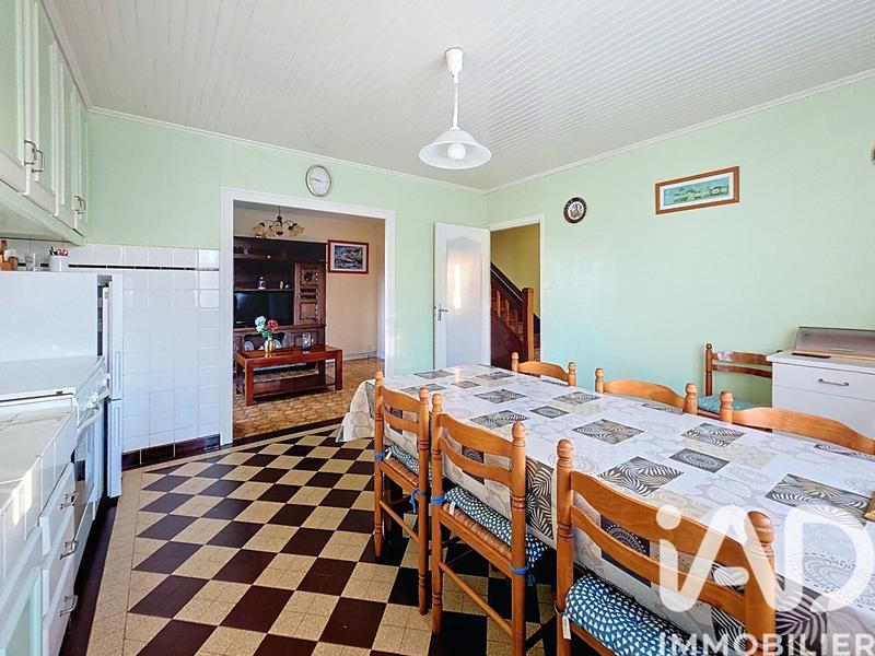 Maison - 96 m² - 5 pièces