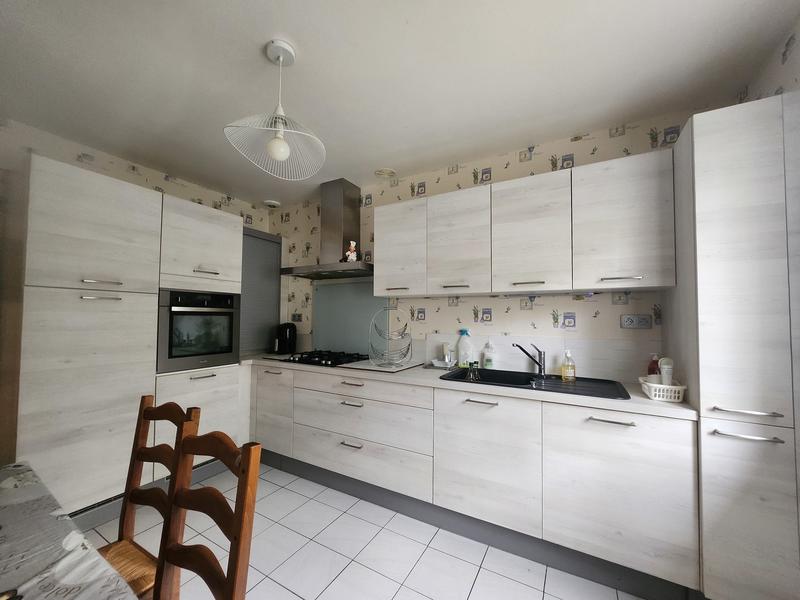 Maison - 91 m² - 5 pièces