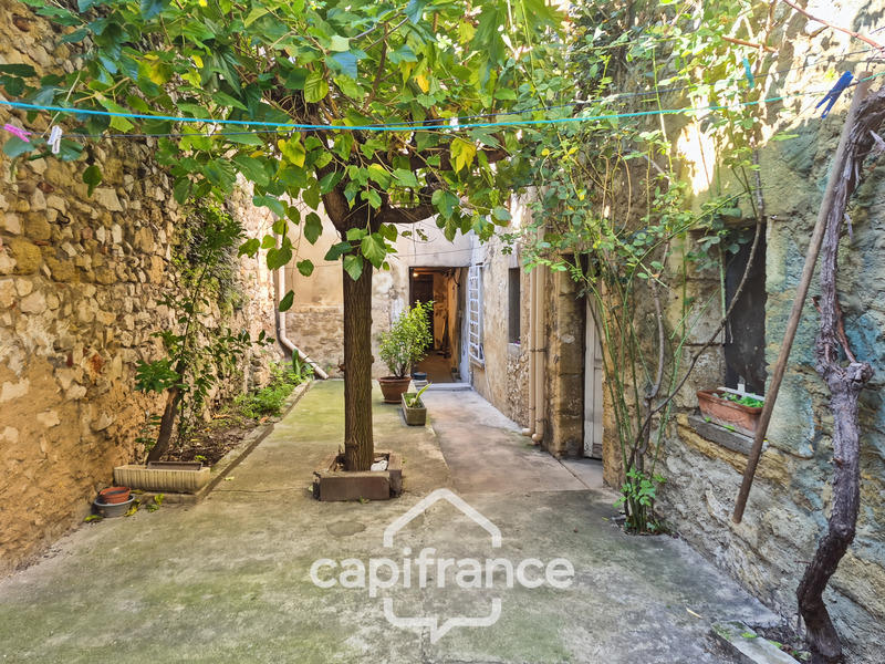 Maison de village - 100 m² - 4 pièces