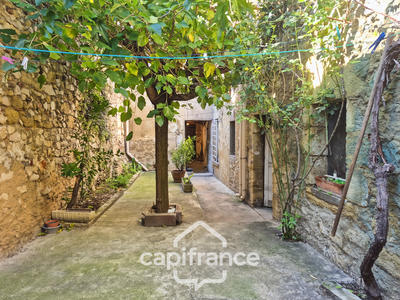 Maison de village - 100 m² - 4 pièces