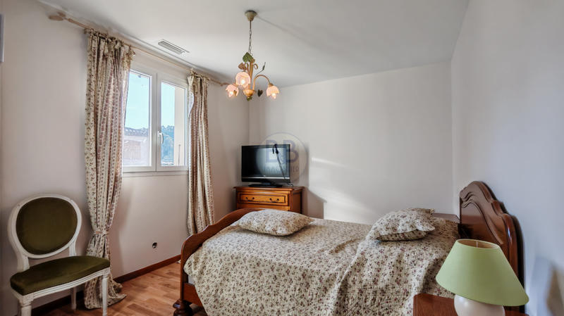 Maison - 163 m² - 6 pièces