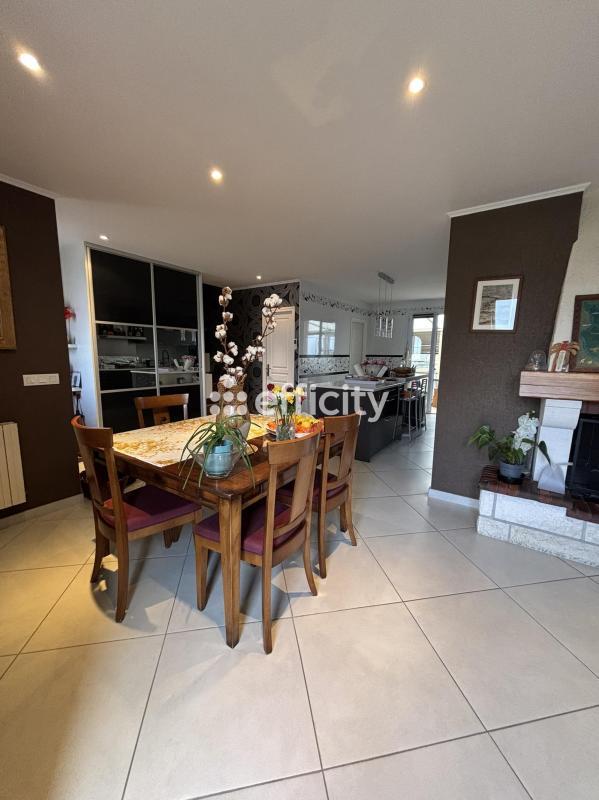 Pavillon - 147 m² - 5 pièces