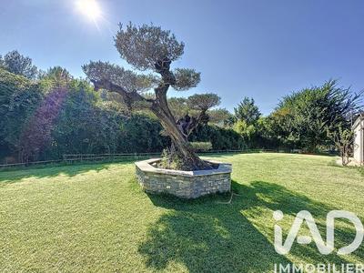 Maison - 141 m² - 6 pièces