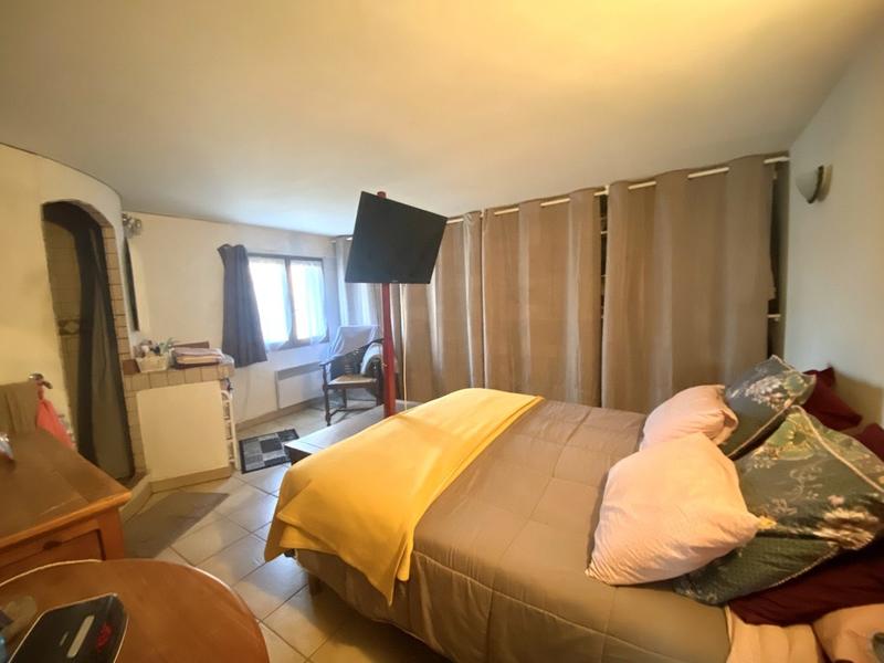 Maison - 110 m² - 10 pièces