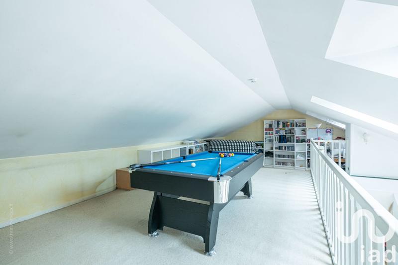 Maison - 184 m² - 6 pièces