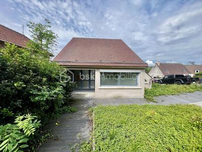 Maison - 203 m² - 6 pièces