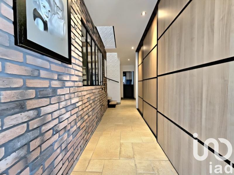 Maison de maîtres - 375 m² - 9 pièces