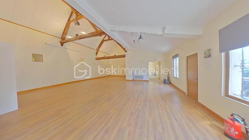 Immeuble - 220 m² - 7 pièces