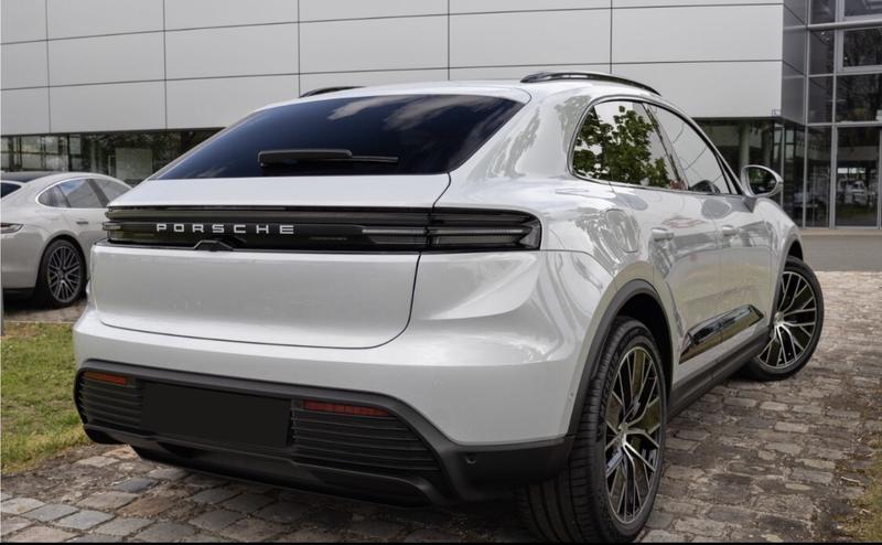 Porsche Macan 4 408 / Innodrive Pasm Toit Ouvrant Matrix Led Pack Chrono