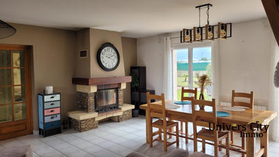 Maison traditionnelle - 160 m² - 6 pièces