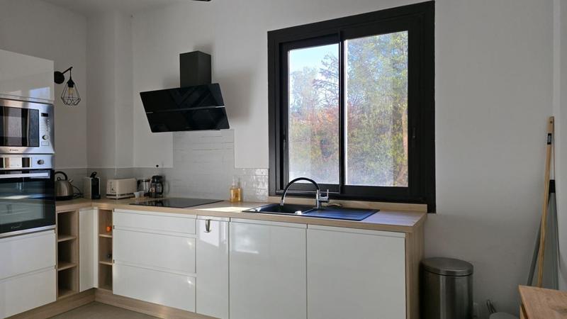 Appartement - 105 m² - 4 pièces