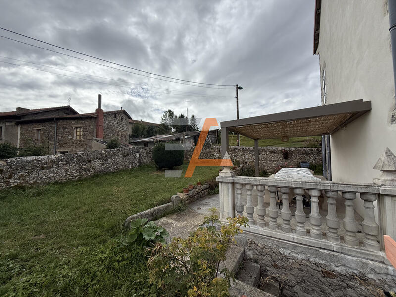 Maison - 180 m² - 5 pièces