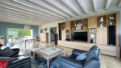 Maison - 220 m² - 7 pièces