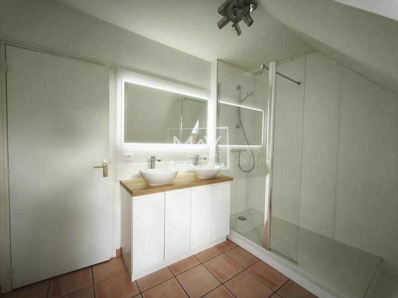 Maison - 158 m² - 5 pièces