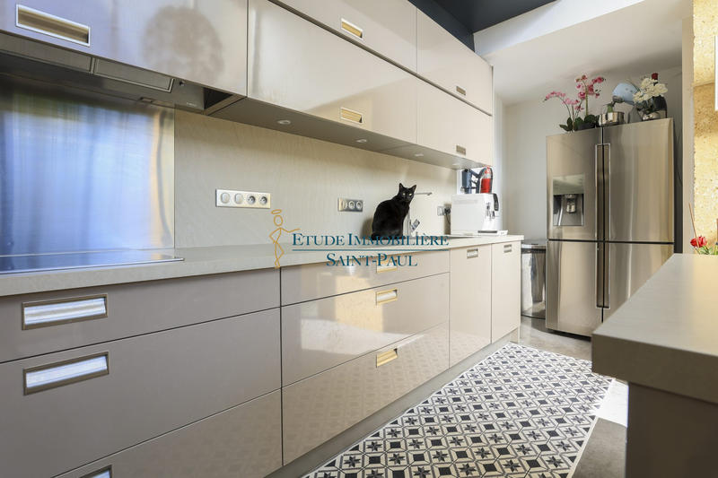 Maison contemporaine - 190 m² - 5 pièces