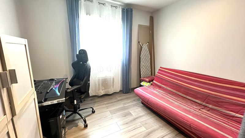 Maison - 96 m² - 5 pièces