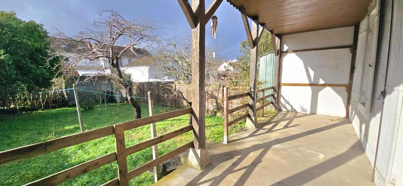 Maison - 102 m² - 5 pièces