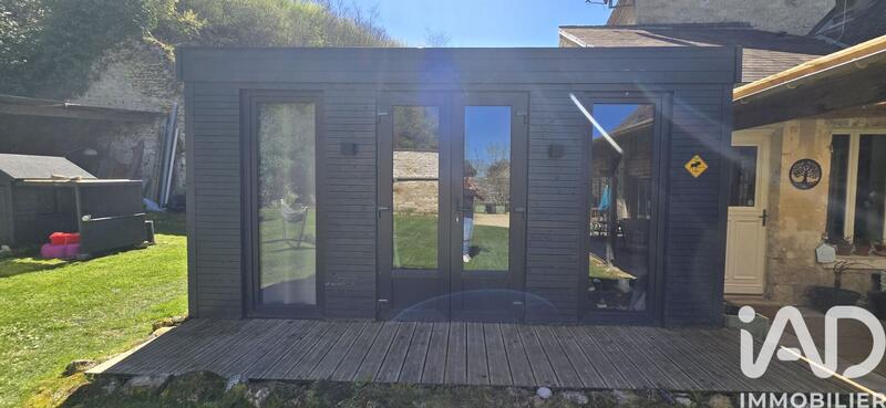 Maison - 185 m² - 7 pièces