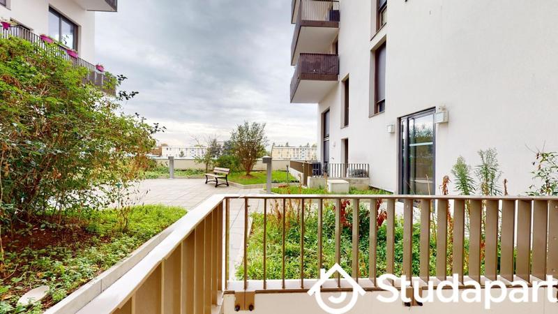 Chambre - 13 m² - 1 pièce