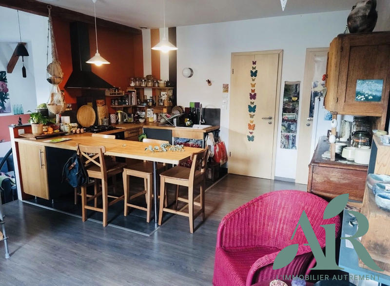 Maison ancienne - 249 m² - 6 pièces