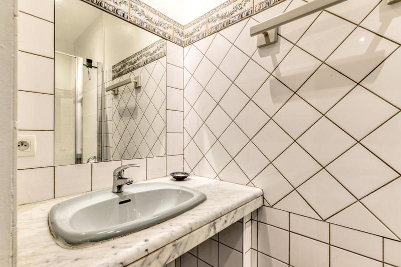 Maison - 280 m² - 11 pièces