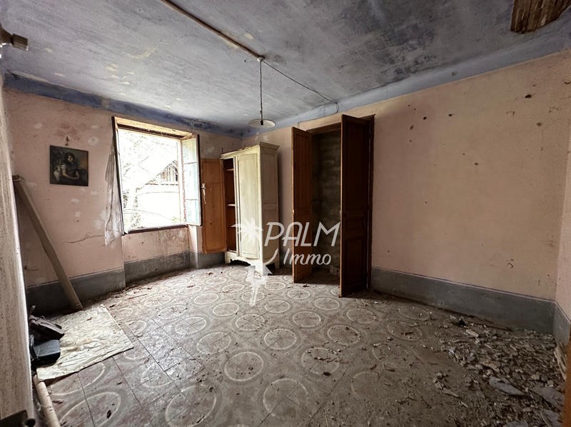 Maison - 120 m² - 8 pièces