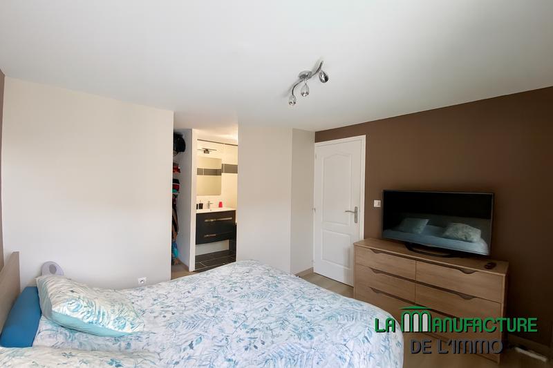 Appartement - 77 m² - 4 pièces