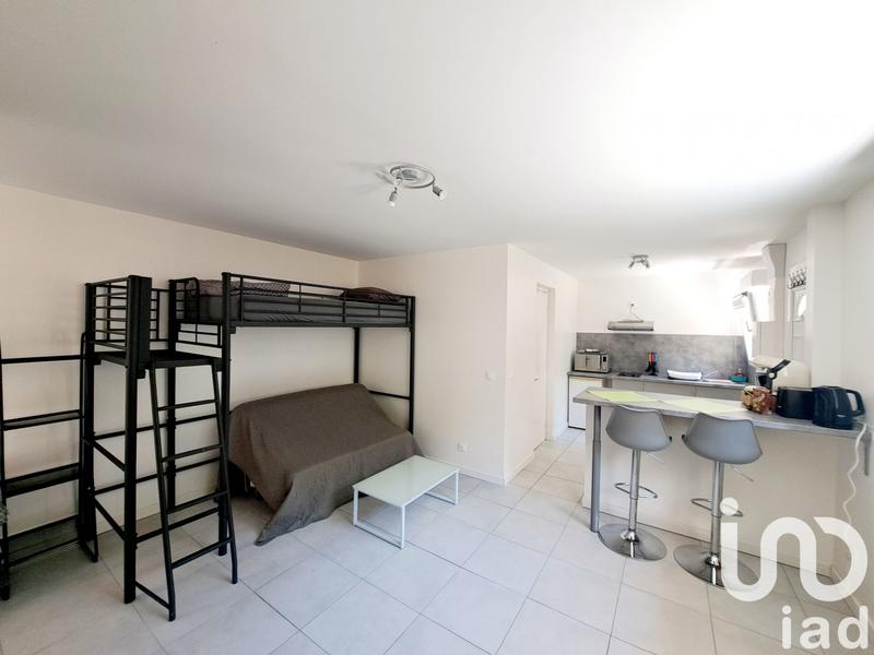 Maison - 533 m² - 24 pièces