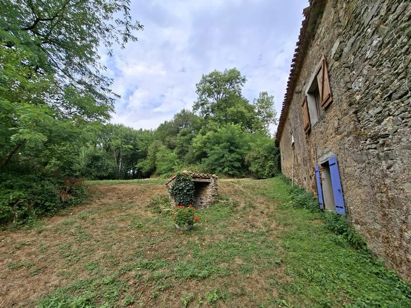 Maison - 225 m² - 7 pièces