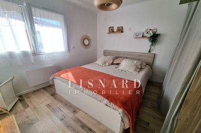 Appartement - 80 m² - 3 pièces