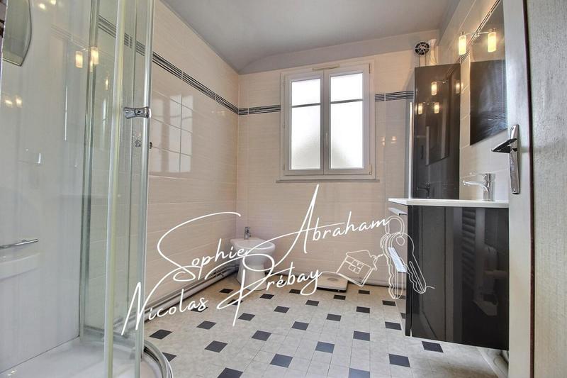 Maison - 164 m² - 5 pièces